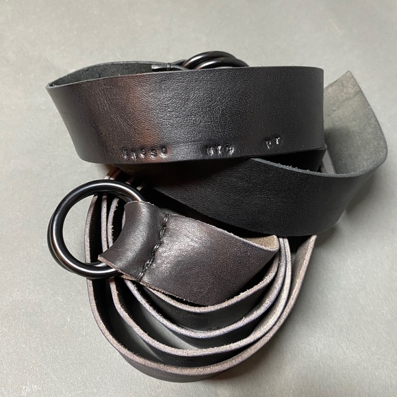 Belt one size fits all. Color Black. ENGSO - Picture 2 of 2